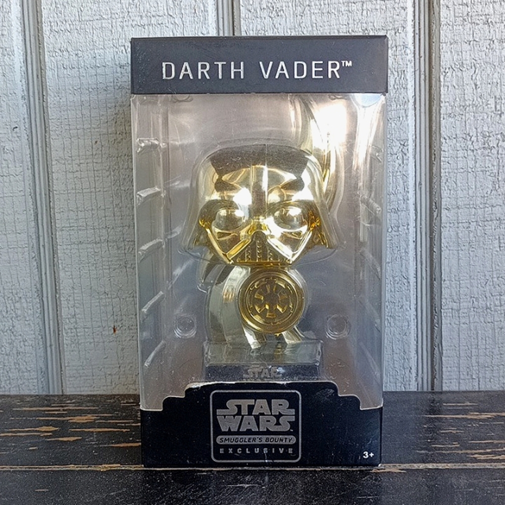 Funko | Star Wars | '15 Darth Vader Star Wars Smuggler's Bounty Exclusive Trophy